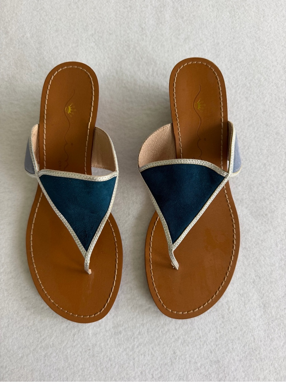 Nina Originals Blue and Brown Leather Thong Sandals
